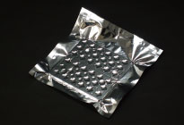 Vacuuming performance – 80 kPa has been achieved<br />
and is 130% of the previous product. (Asahi data)