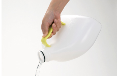 Large capacity urine collection tank(2.8 liters)